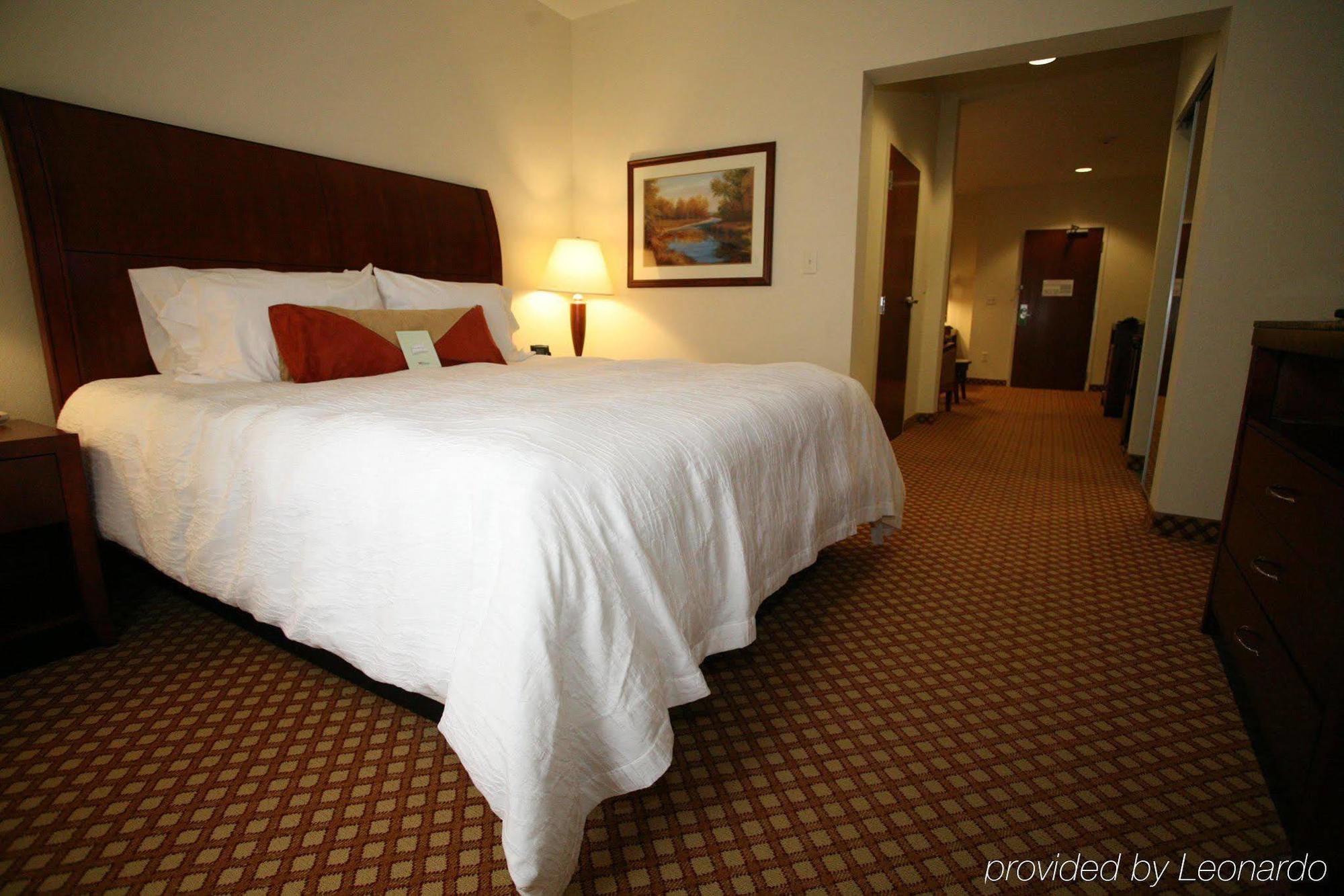 Hilton Garden Inn Elkhart Pokoj fotografie